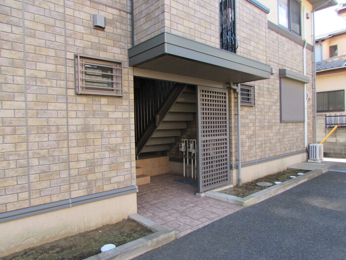 2/4 エントランス