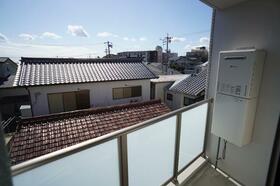 14/23 バルコニー