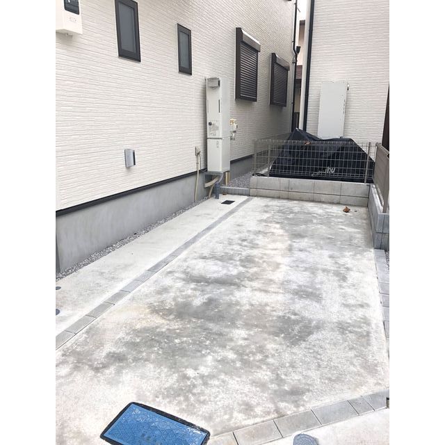 22/22 駐車場