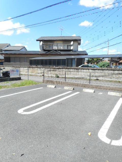 14/22 駐車場