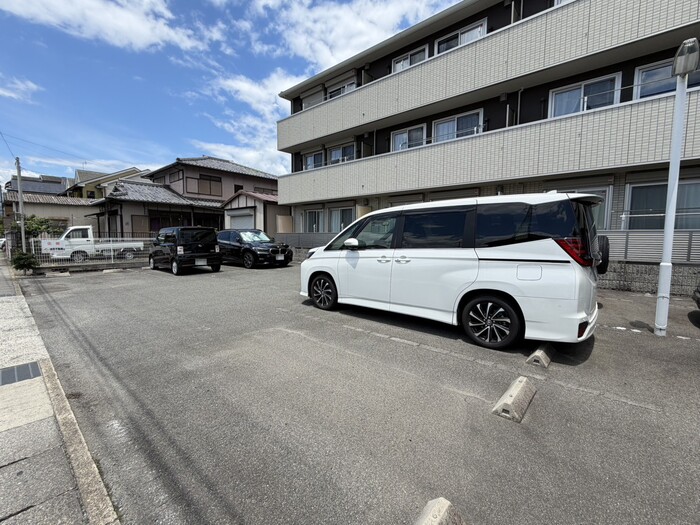 4/4 駐車場