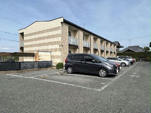 13/14 エントランス