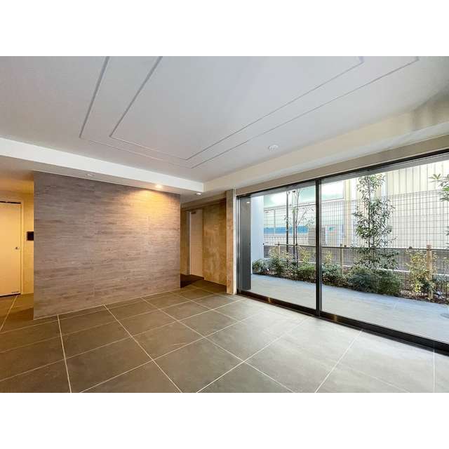 19/21 エントランス