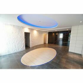 8/10 エントランス