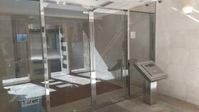 16/16 エントランス