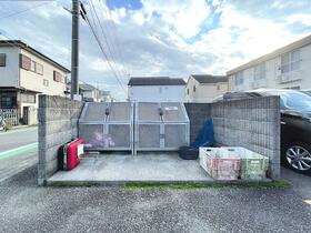 16/18 エントランス