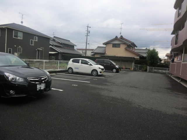 22/30 駐車場