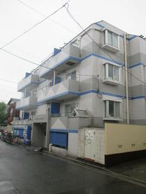 13/21 エントランス