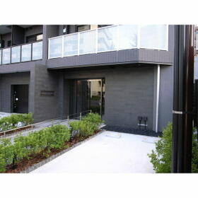 15/18 エントランス