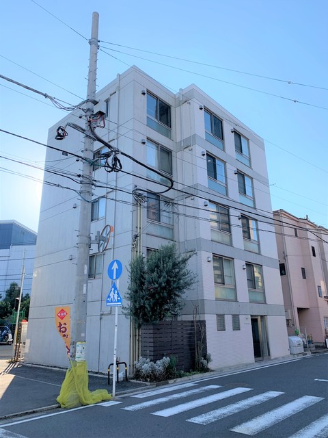 25/28 エントランス