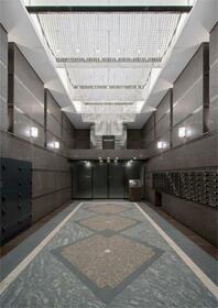 16/16 エントランス