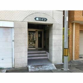 16/17 エントランス