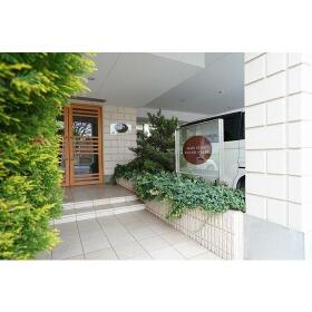 15/15 エントランス