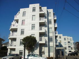 1/4 外観