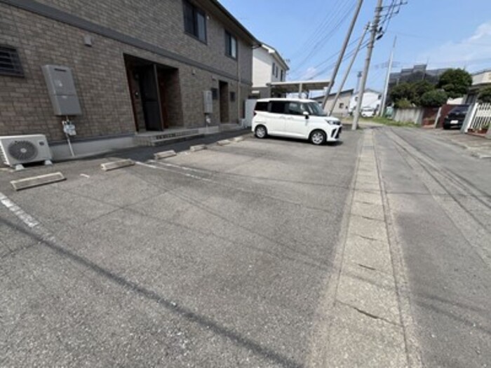 20/24 駐車場