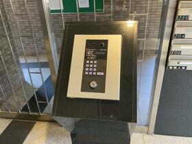 15/15 エントランス