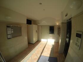 16/24 エントランス