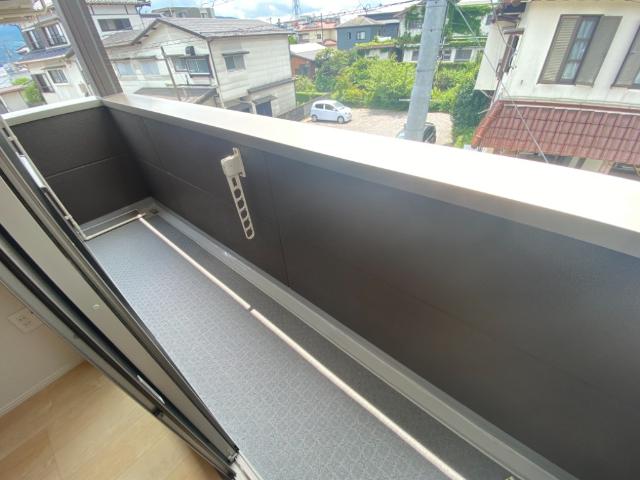 20/30 バルコニー