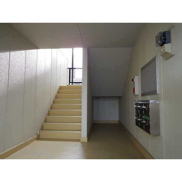 19/24 エントランス