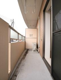 13/23 バルコニー