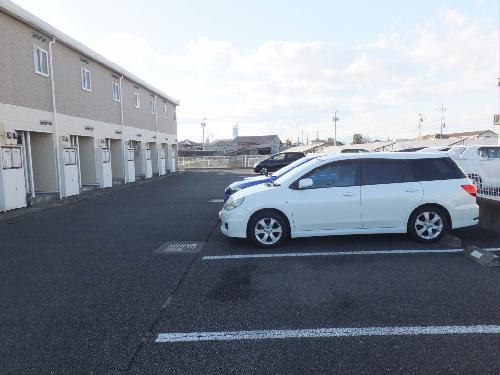 14/23 駐車場