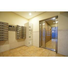 18/30 エントランス