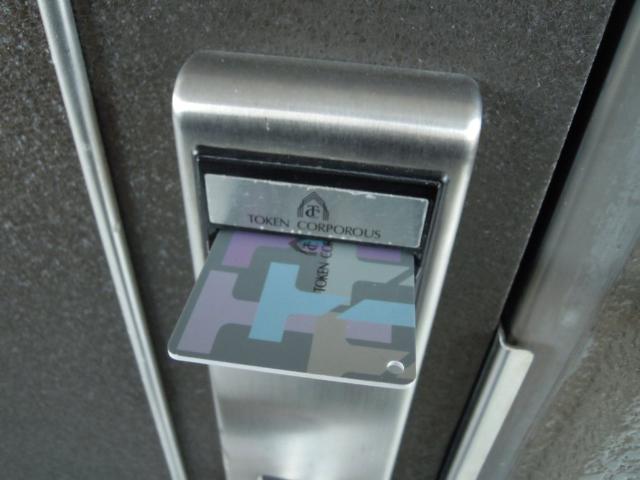 21/29 エントランス