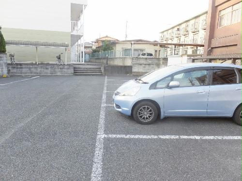 2/2 駐車場