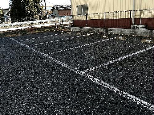 14/14 駐車場