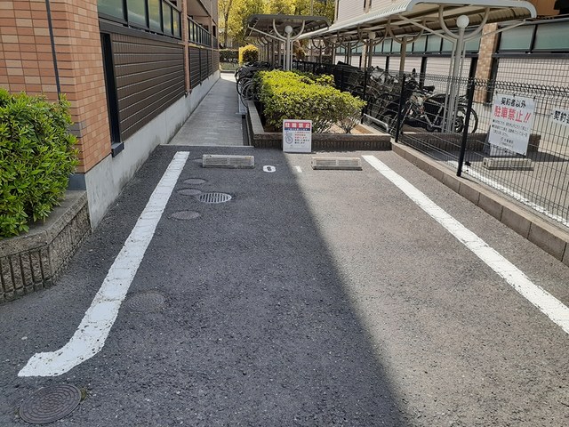 14/23 駐車場