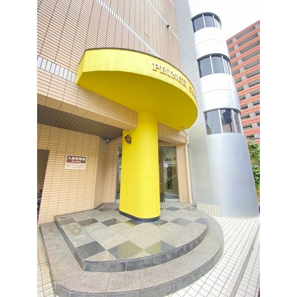 21/29 エントランス