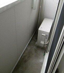 13/19 バルコニー