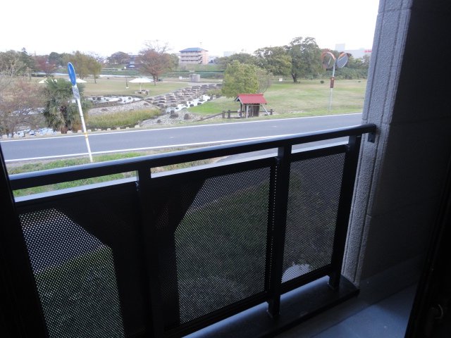 16/27 バルコニー