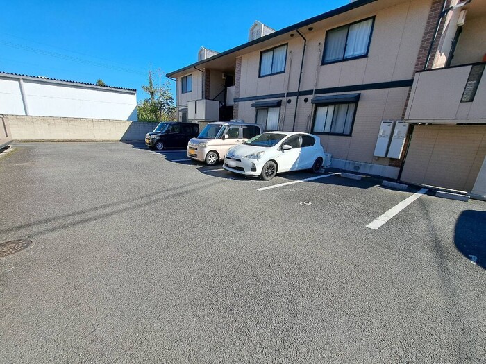 3/5 駐車場