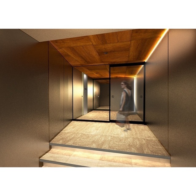 5/5 エントランス