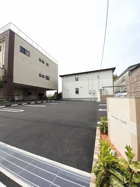 14/20 駐車場