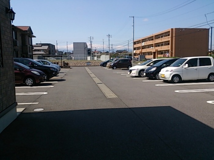 20/22 駐車場