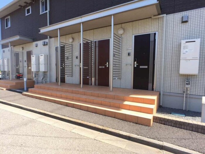 19/28 エントランス