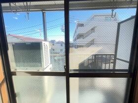 13/18 バルコニー