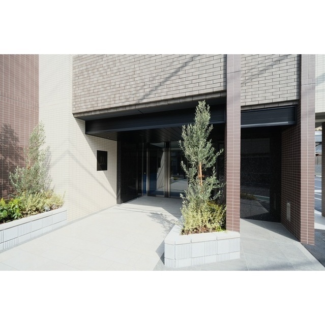 2/3 エントランス