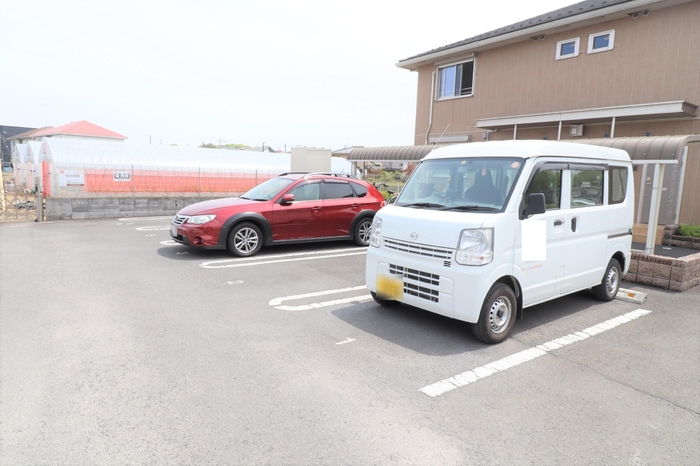 18/19 駐車場