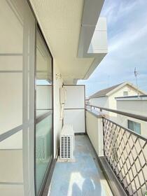 13/20 バルコニー