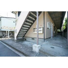 14/15 エントランス