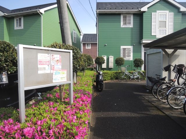 13/23 エントランス