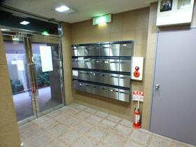 14/26 エントランス