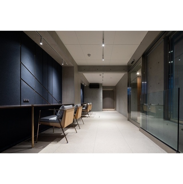 19/20 エントランス