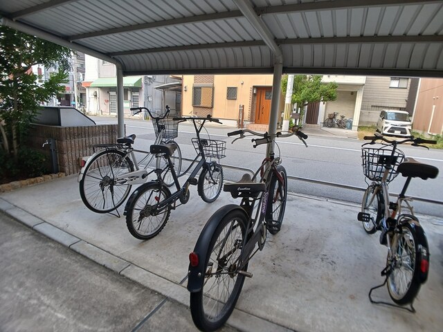 14/20 エントランス