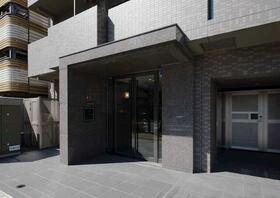 2/3 エントランス