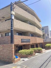 ロアール高円寺の外観