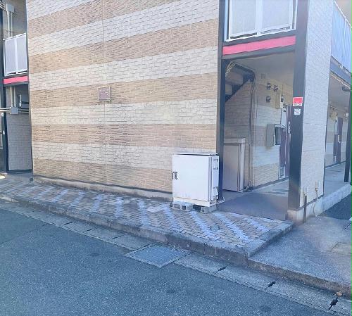 13/24 エントランス